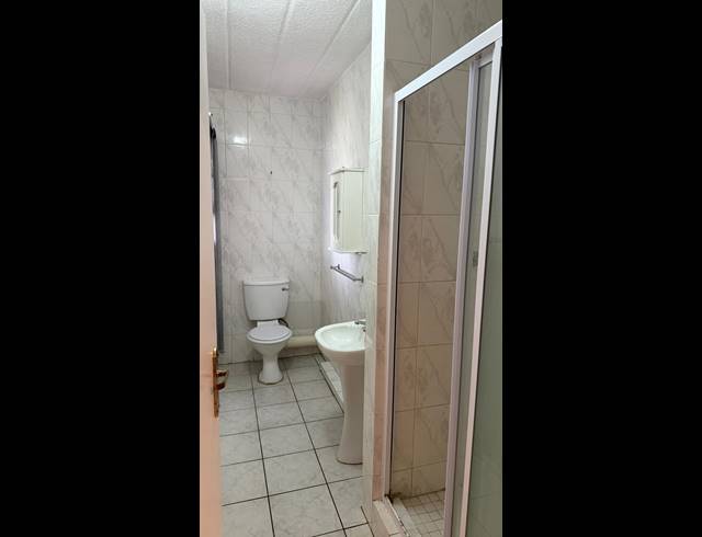 2 BEDROOM APARTMENT FOR SALE IN KEY WEST ESTATE